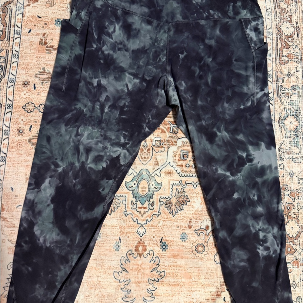 Lululemon Athletica align leggings size 20 diamond dye